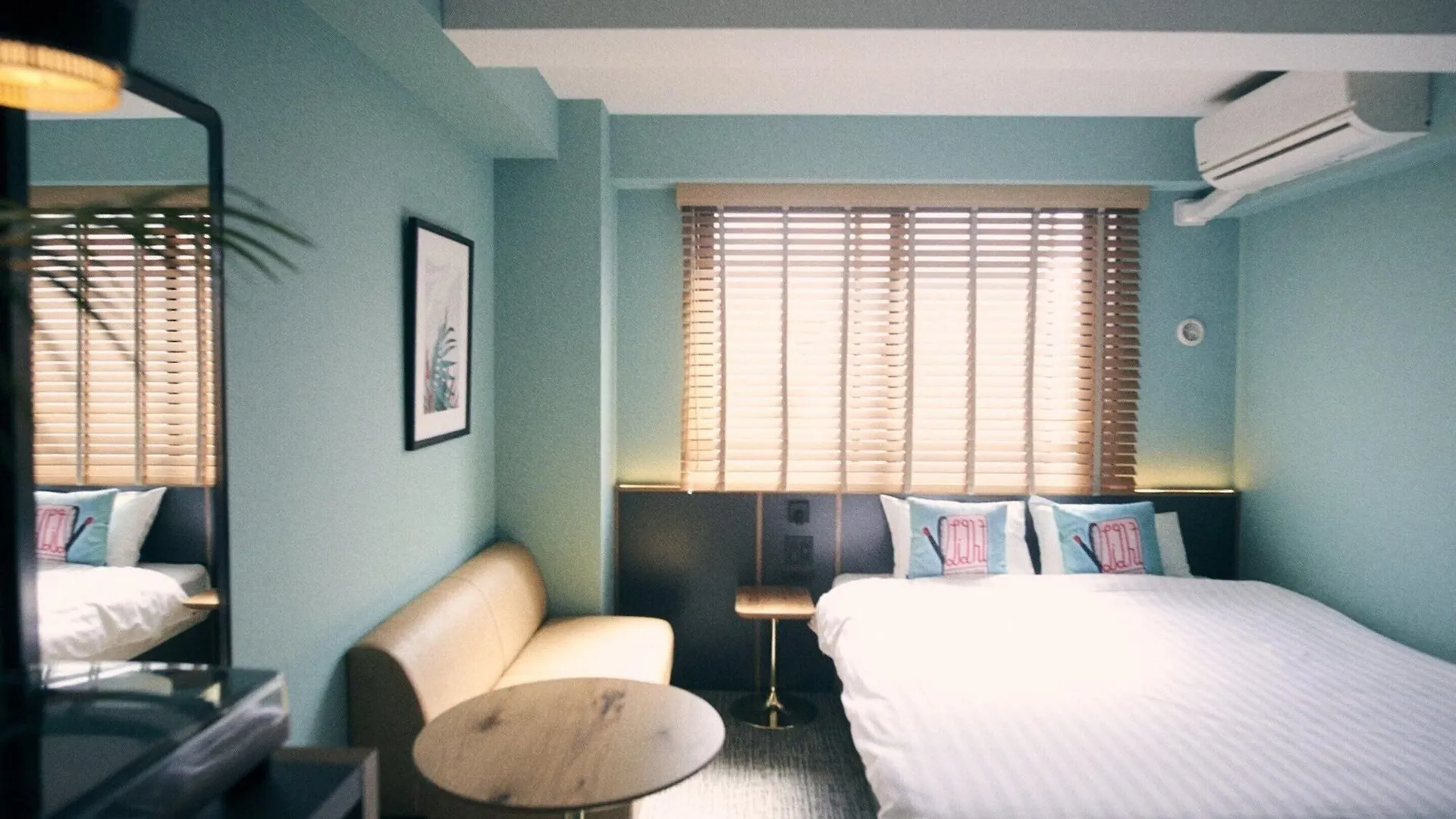 Hotel She, Kyoto