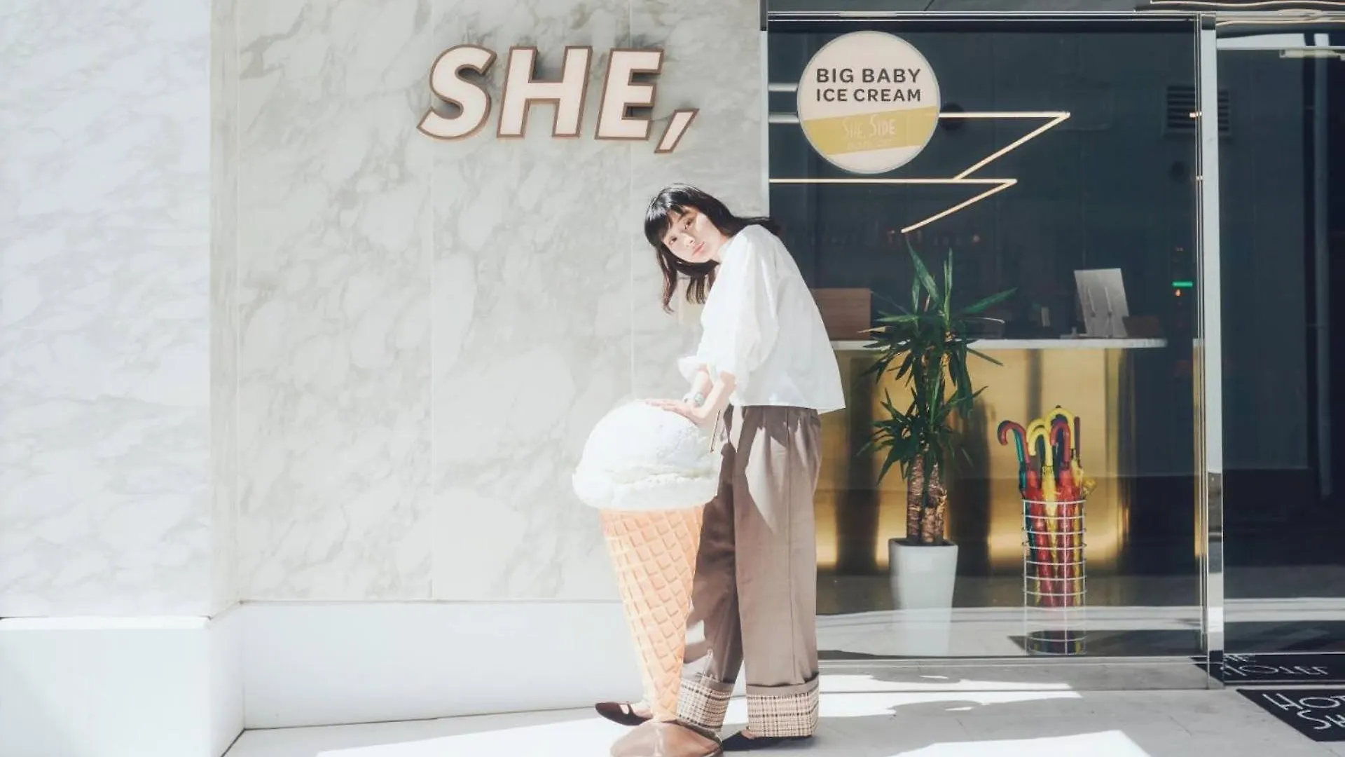 Hotel She, Kyoto