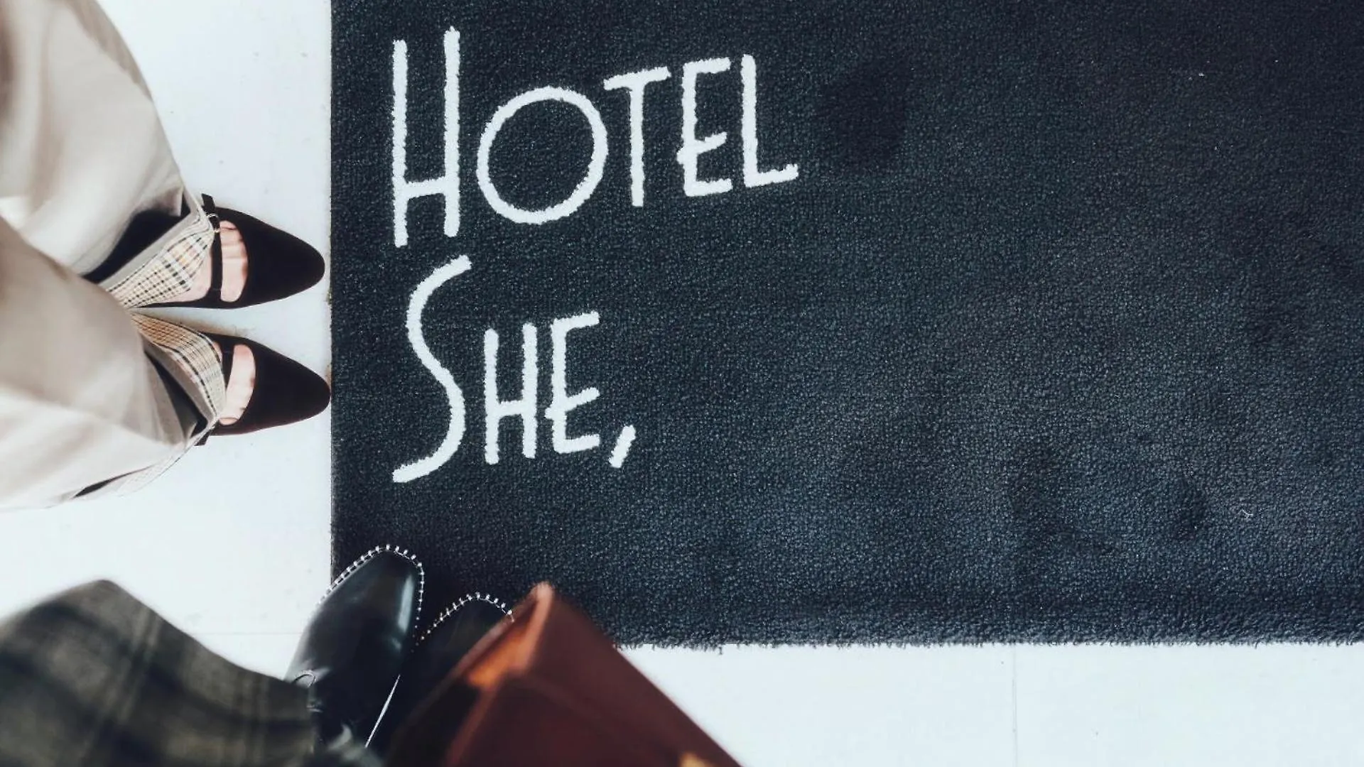 Hotel She, Kyoto